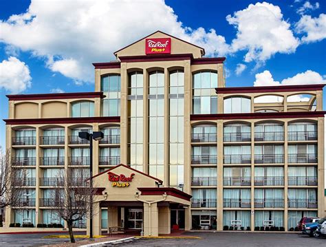 red roof inn plus